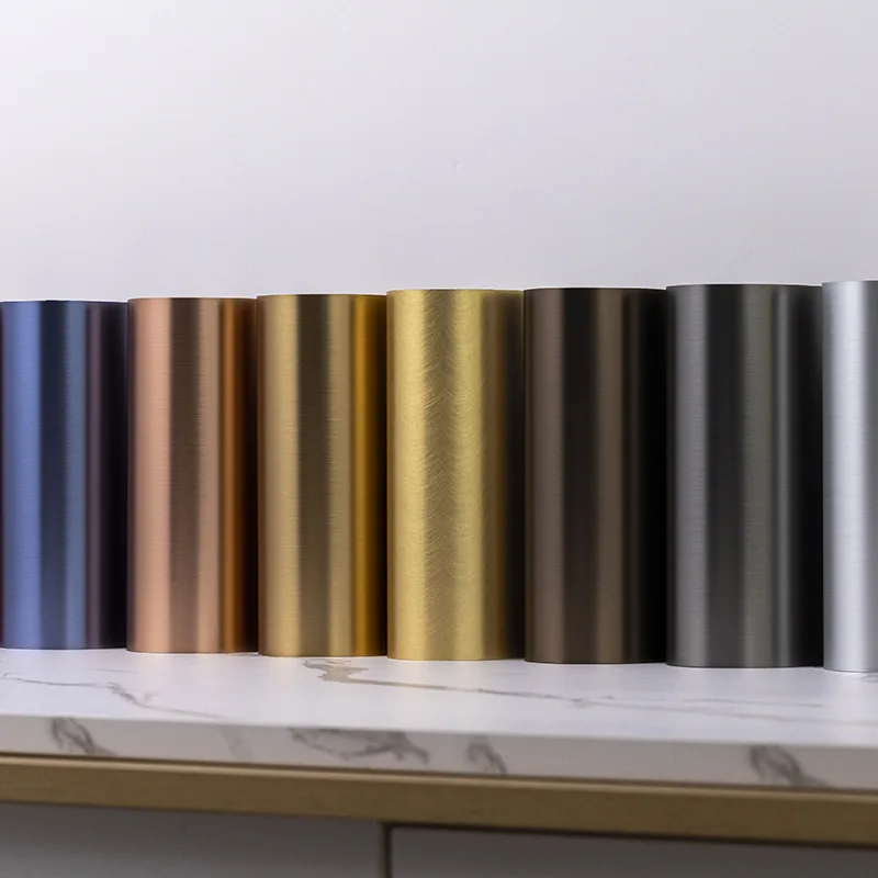 Metallist tekstuuriga löögikindel seinaplaat